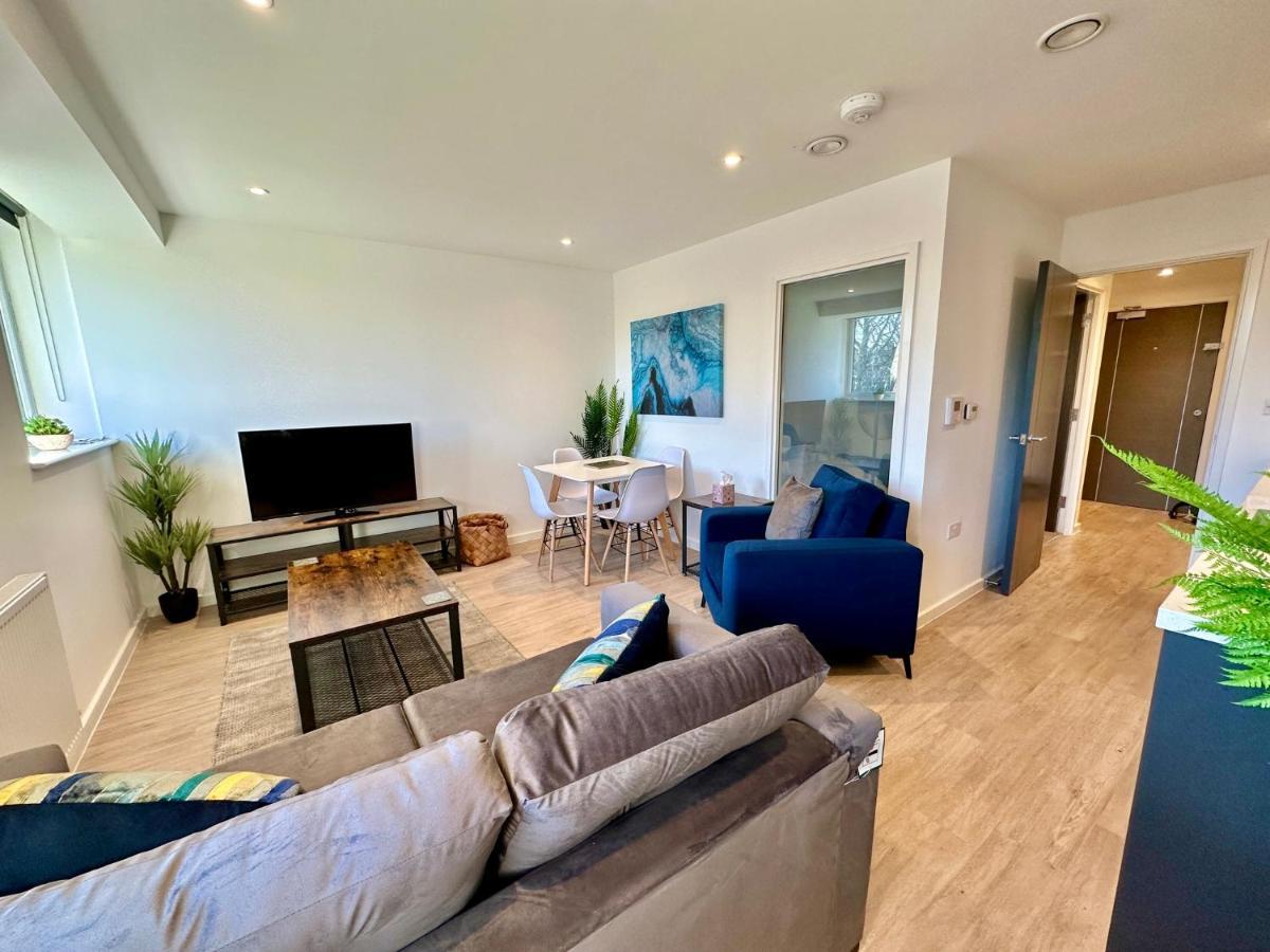 Serviced Apartment