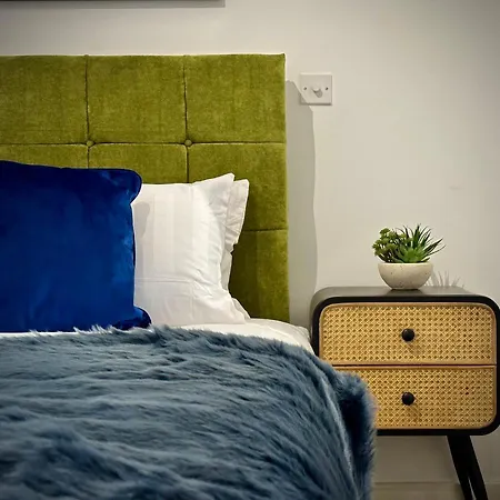 Serviced Apartments Nailsea Extérieur photo