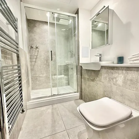 Serviced Apartments Nailsea Extérieur photo